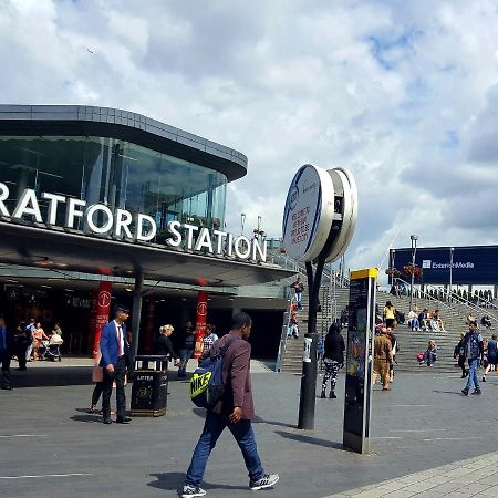 The Heart Of Stratford..! Hotel Londres Exterior foto